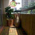 uma cerca de bambu diferente cerca de bambu forrando parede
