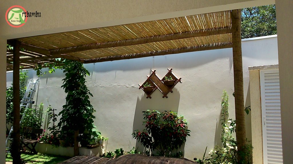 Cobertura com bambu na decoração