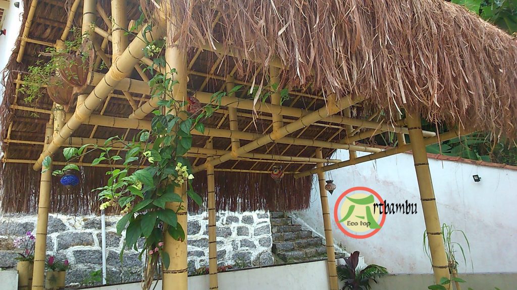 Pérgolas e coberturas de bambu