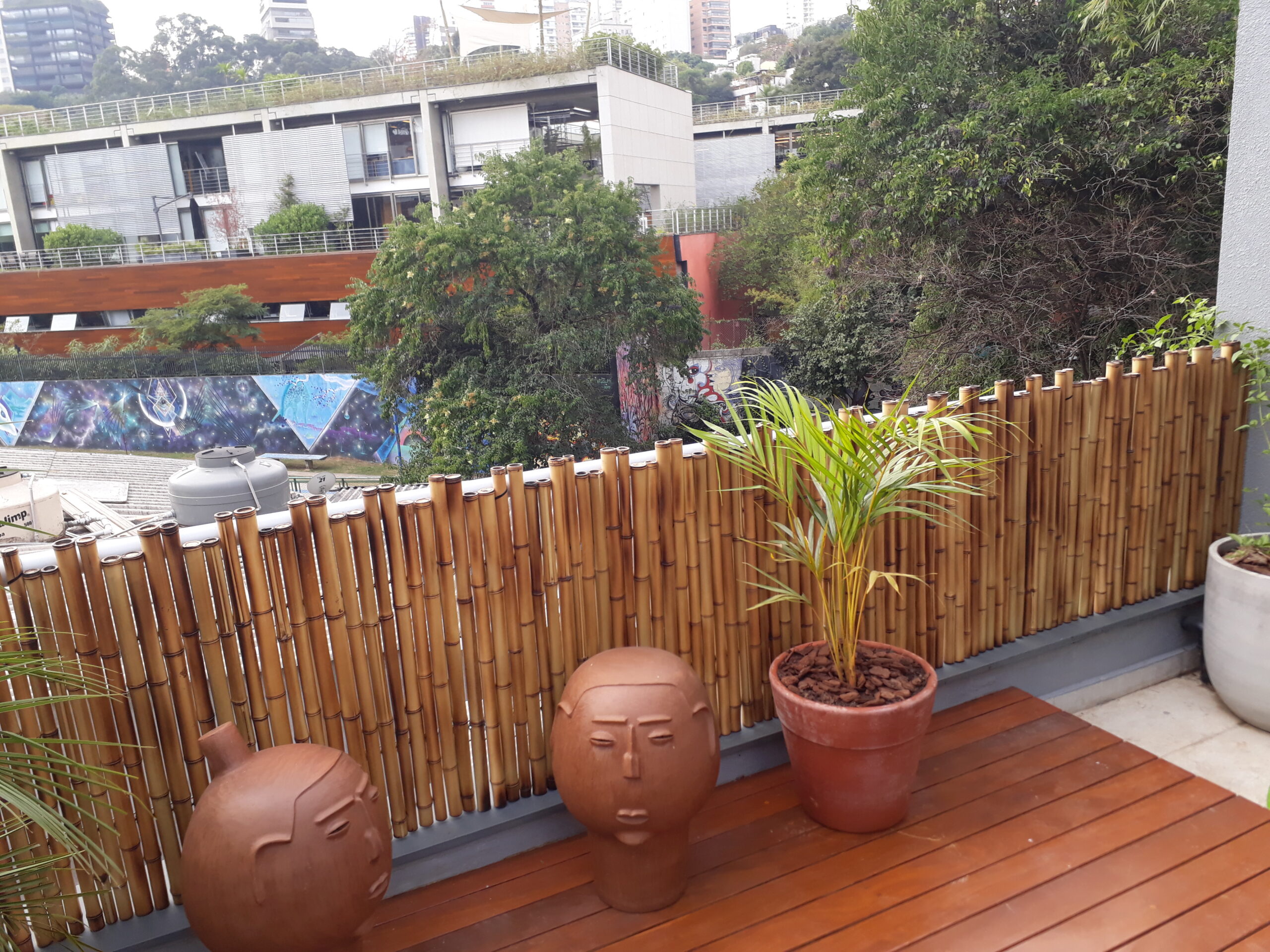 cerca de bambu para decorar