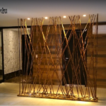 Painel de bambu tratado na entrada