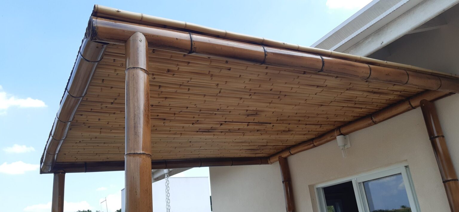 Como Reduzir o Calor Debaixo da Pérgola, com isolante térmico de bambu 2 cobrir o pergolado com bambu